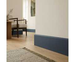 Плинтус QUART вспененный ПВХ QUART, Темно-серый 7031 (80*26.5*2200)